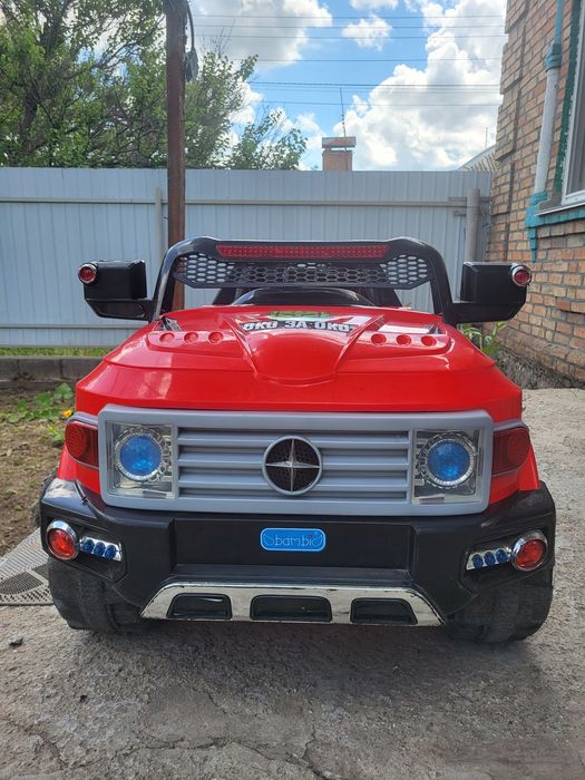Дитячий автомобіль.