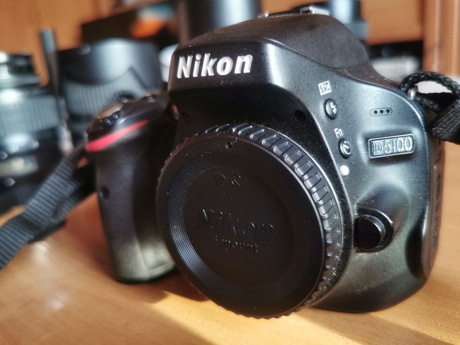 NIKON 5100 Plus 5 Obiektywów i Grip