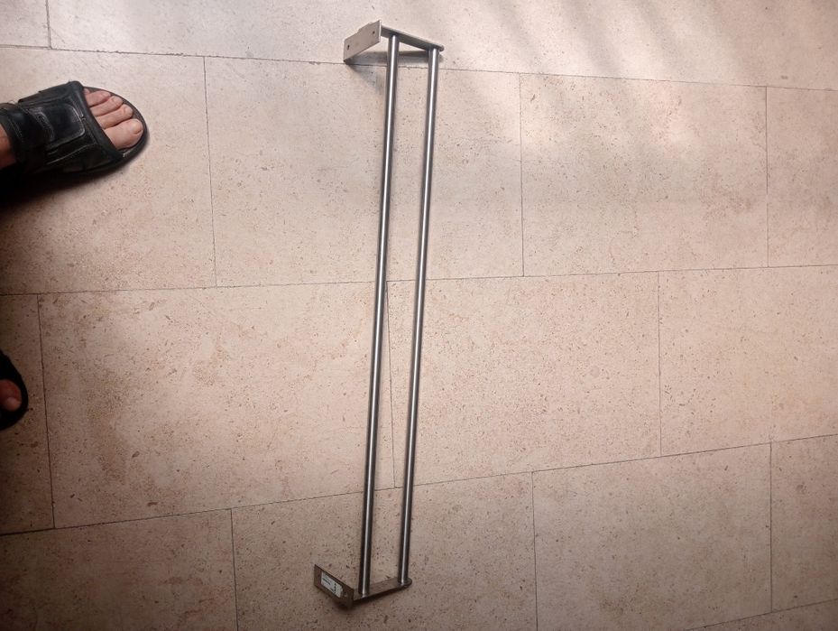 Vendo 2 prateleiras de aço inox.