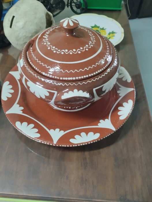 Várias peças decorativas