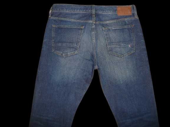 Spodnie dżinsy Tommy Hilfiger W31/L32=42/106cm jeansy Denton