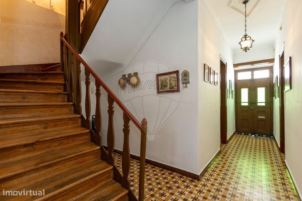 Moradia T10 para venda