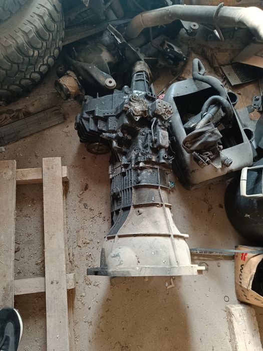 Caixa velocidades opel fronteira 96 2.5