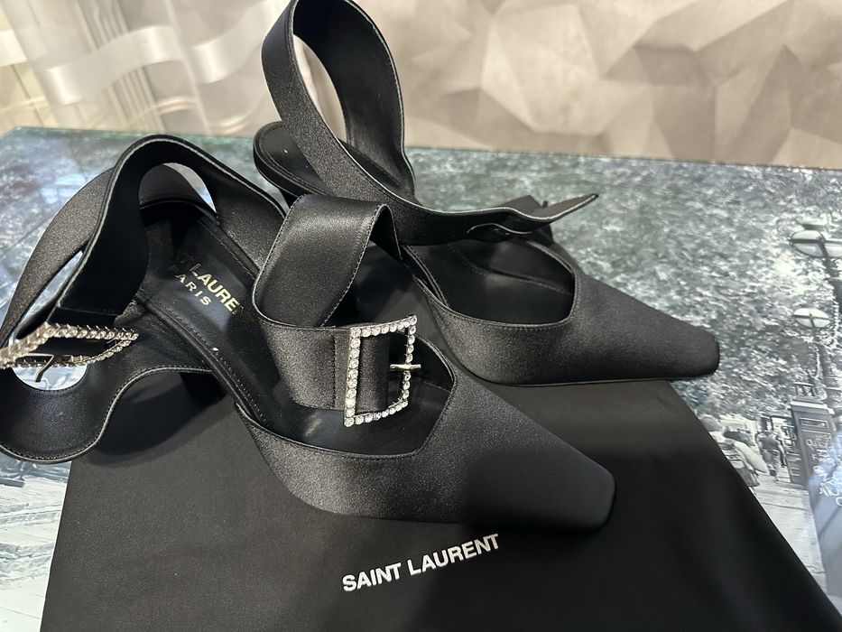 Жіночі туфлі преміум