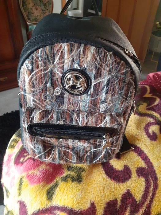 Vendo  ou troco mala cavalinho