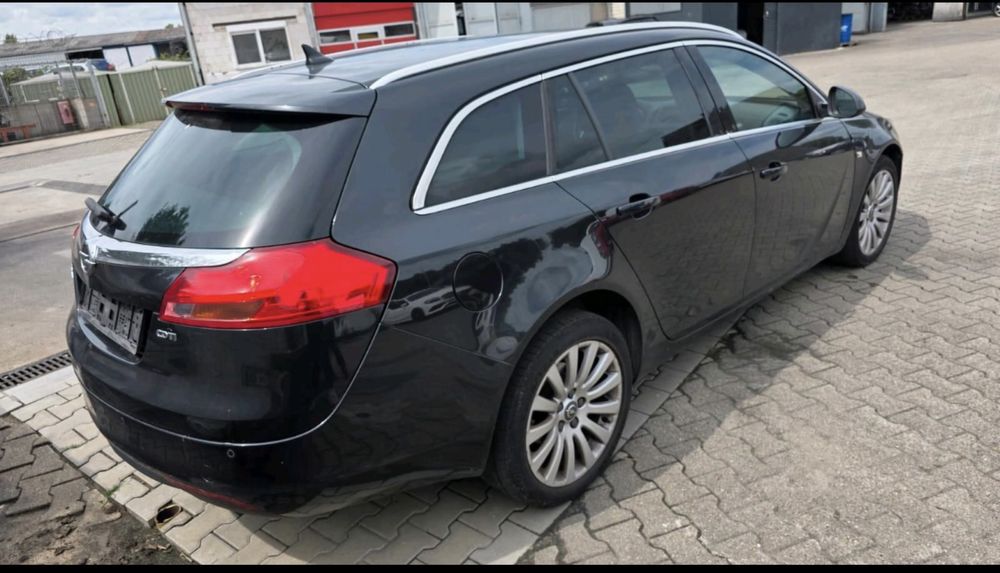 Двері Передні  Opel Insignia Задні Двері Дверка Інсигнія Дверь Двери