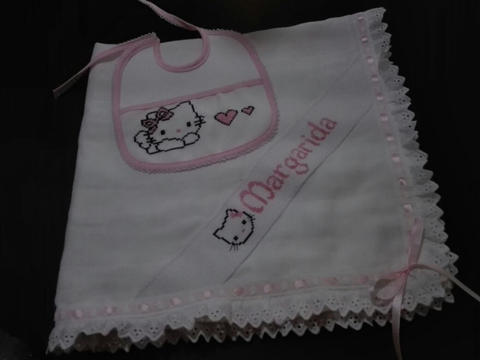 Fralda e babete bebê