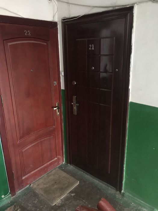 Продам вхідні двійні двері