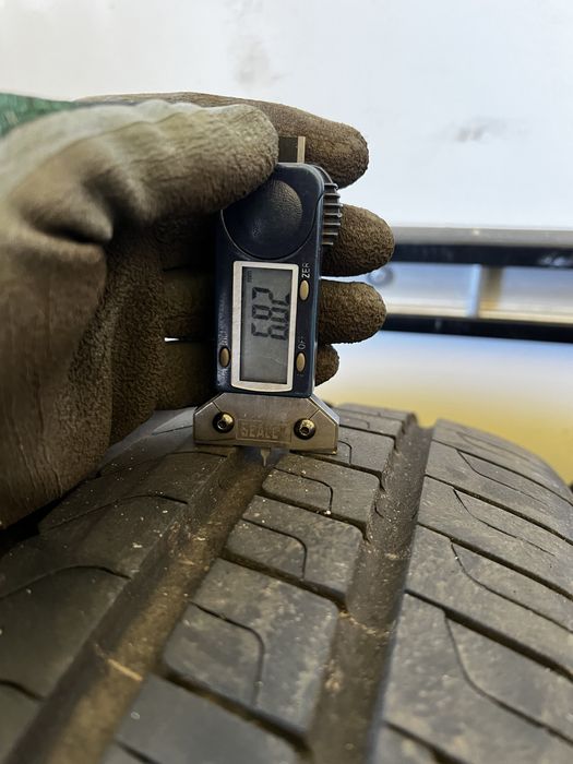 Dwie opony Pirelli scorpion verde 275/35/22