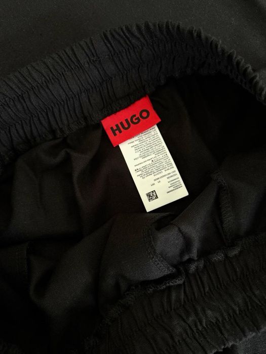 Чоловічий костюм з льону Hugo Boss