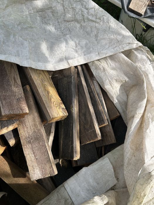 Pół Bigbaga drewna, drzewa pocietego na opał z desek