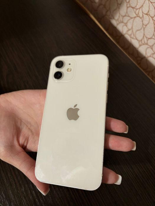 Продам IPhone 12 128gb