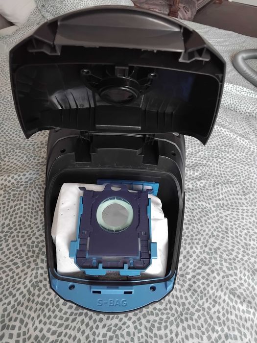 Пилосос Philips PowerGo