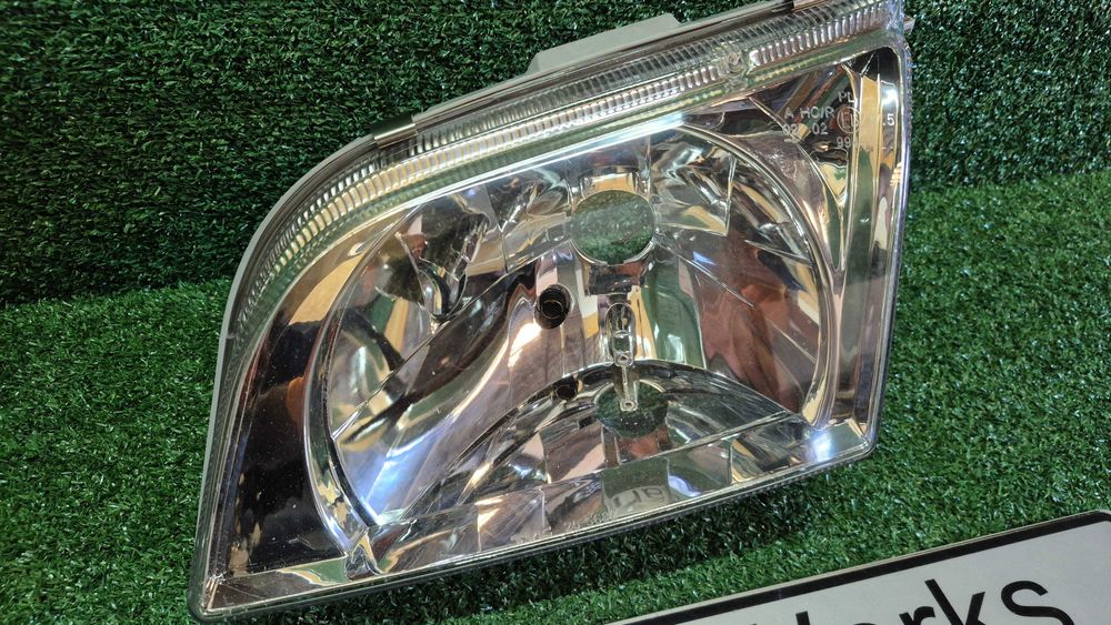 Otica Farol Esquerdo Mitsubishi Space Star DG 1998 a 2004 Ref. 20-5682-18-2 TYC NOVO