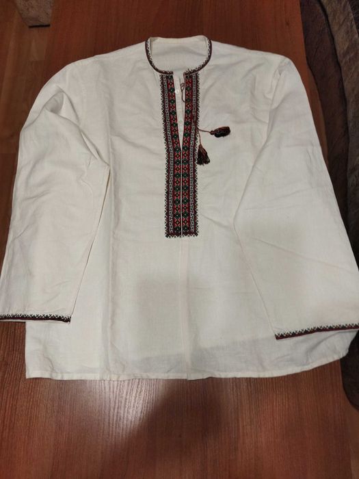 Вишиванка чоловіча.