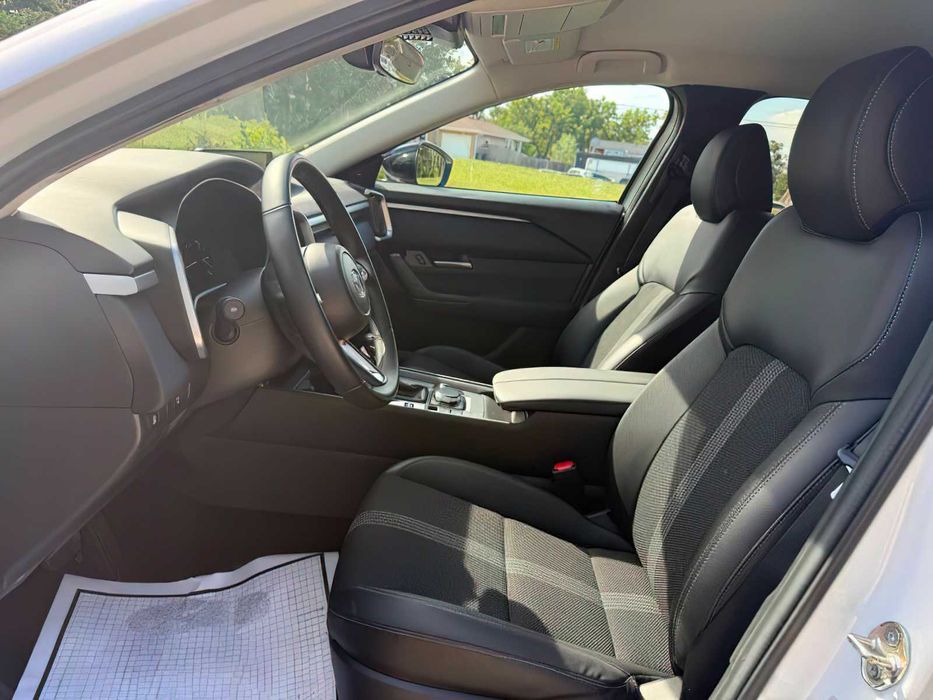 Mazda CX-5      2025