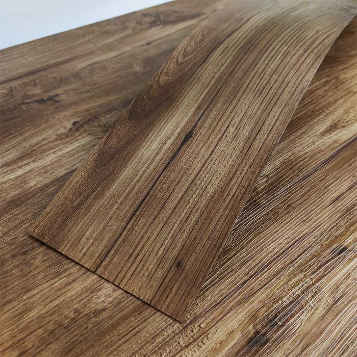 Płytki winylowe samoprzylepne imitująca drewno