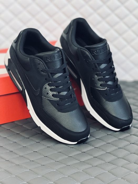Nike Air Max 90 black-white кроссовки мужские Найк 90 весна