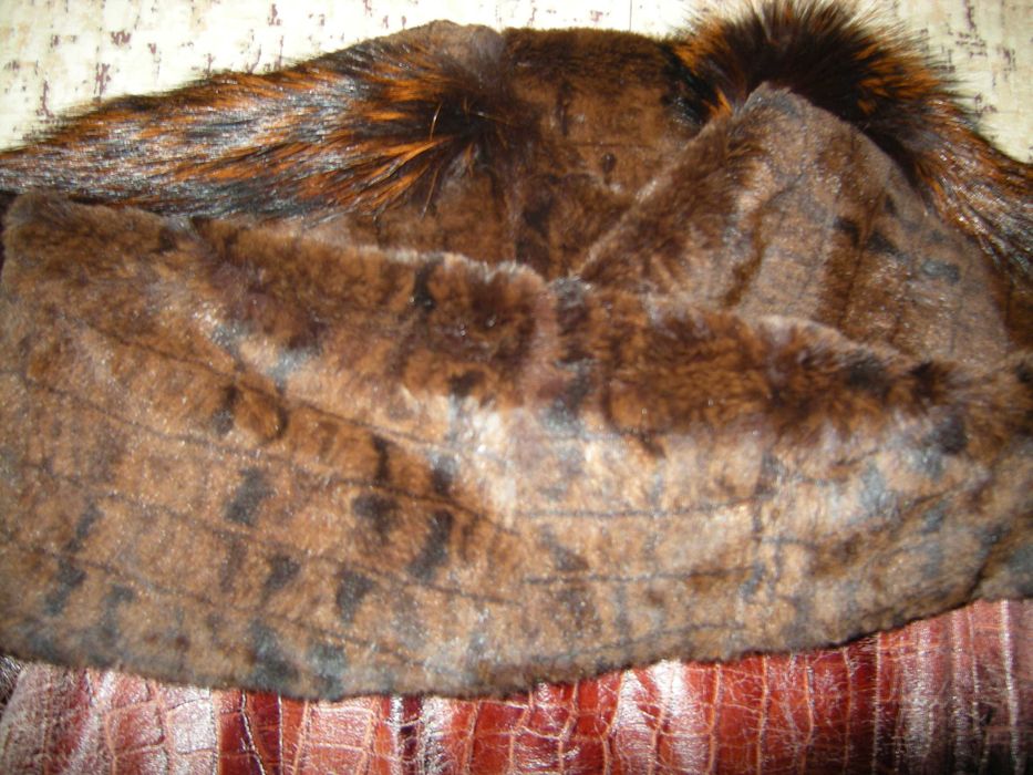 Продам кожаную куртку, размер 48