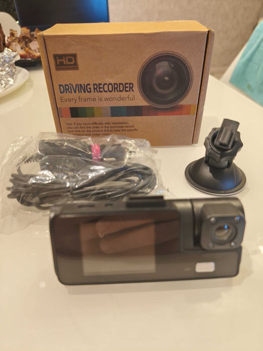 Авто-відеореєстратор