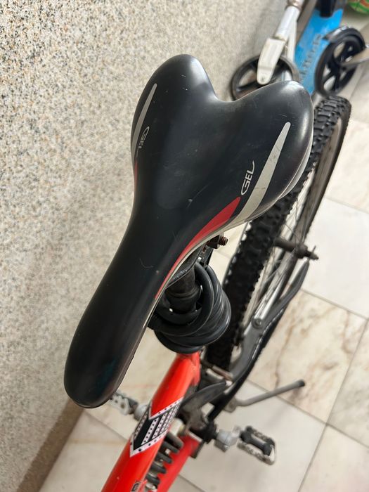 Bicicleta vermelha 26’’ – para peças ou restauração