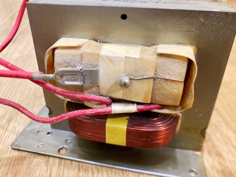 Трансформатор та конденсатор печі Panasonic (F621B5G1XN) (F60905G1XN)