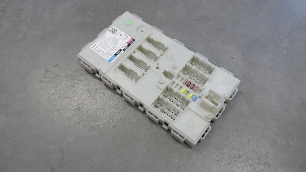 moduł sterownik bdc v01 8794951 bmw g30 g11 g12