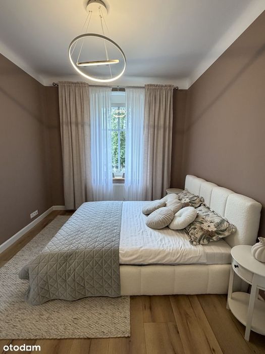 2 Pokoje / 53,7 M2 / Oddzielna Kuchnia / Garderoba / 1 Piętro