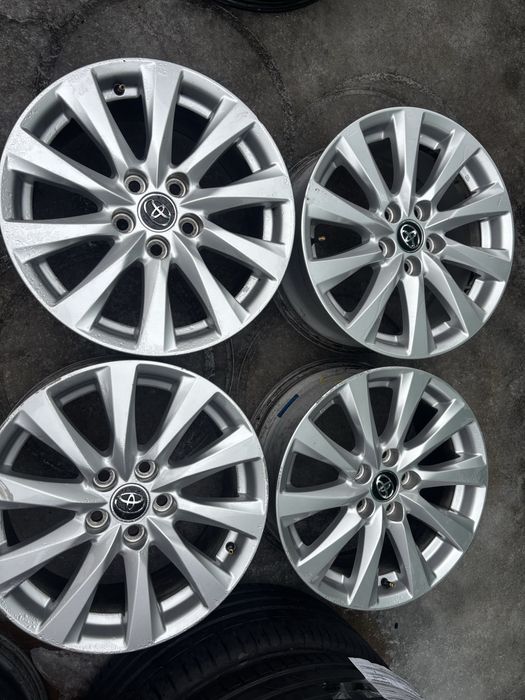 5/114.3R17 Toyota Camry диски
