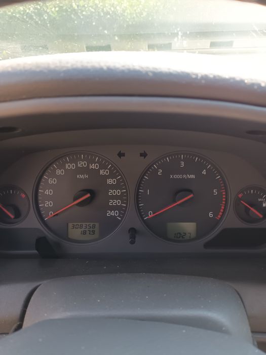 Sprzedam volvo v 40