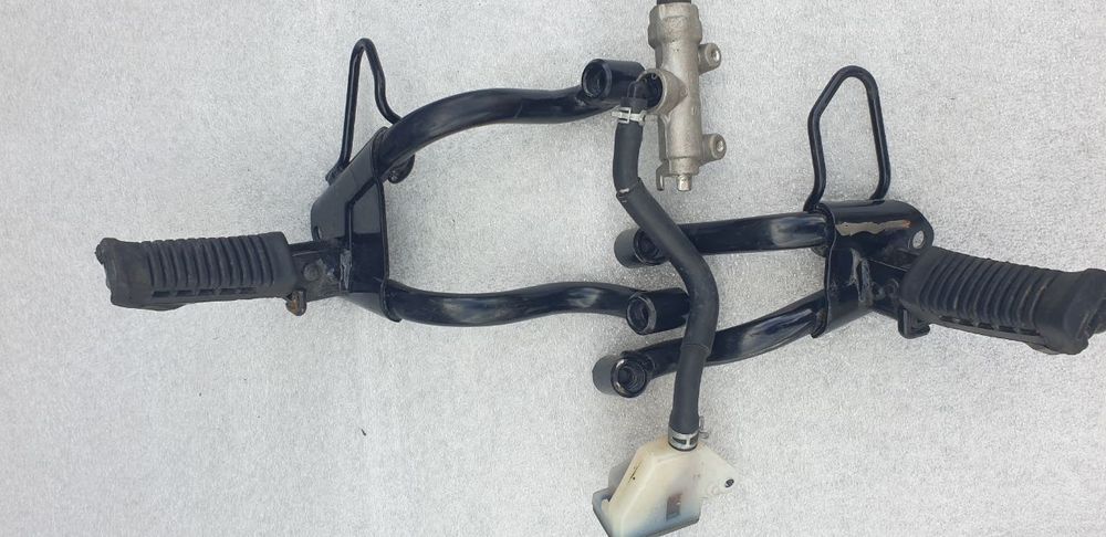 Підніжки  задні Suzuki V-Strom 650