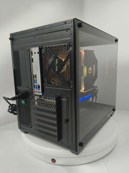 Komputer Gamingowy i7-13700K, RTX 5070 Ti, 16 GB,1 TB SSD,Win 11