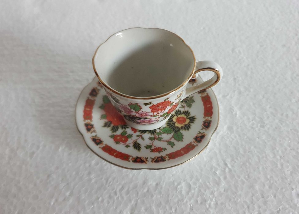 Chávena miniatura em porcelana PORART - vintage