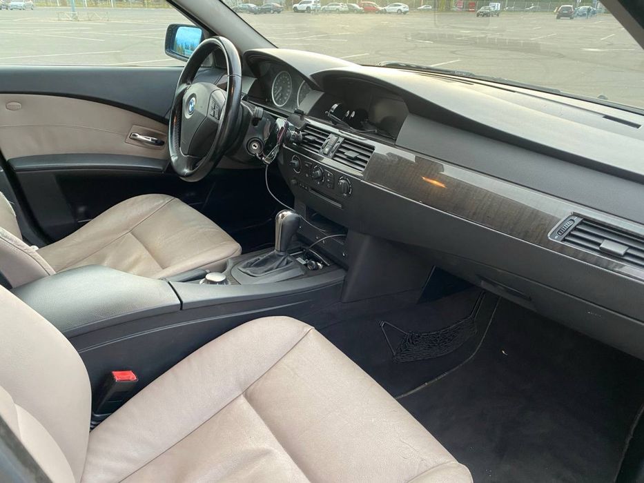 Bmw 520i (5 series)