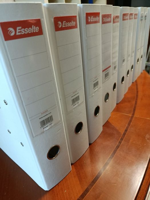 Папки-регистратор Esselte ECO А4, 75 мм, РР, белый