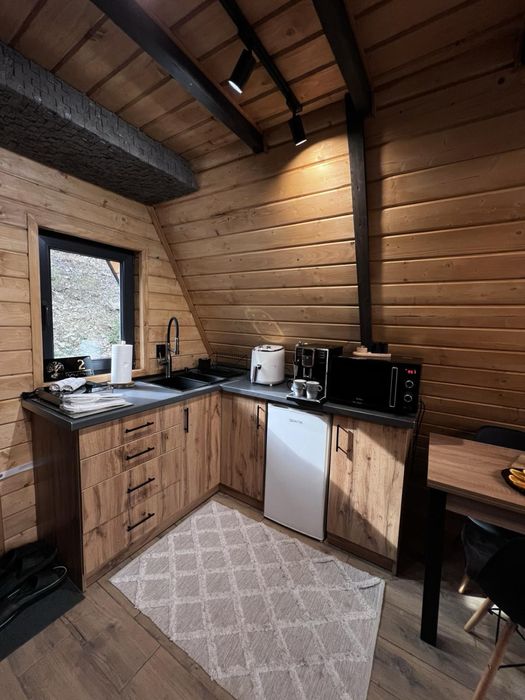 Будиночок для відпочинку в горах з чаном та банею