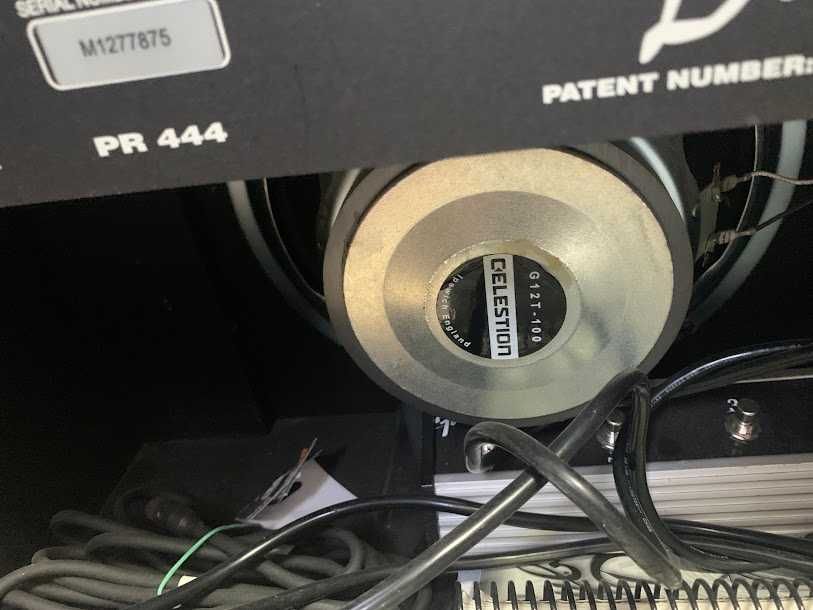 Продам комбопідсилювач Fender Cyber Deluxe. Made in Mexico.