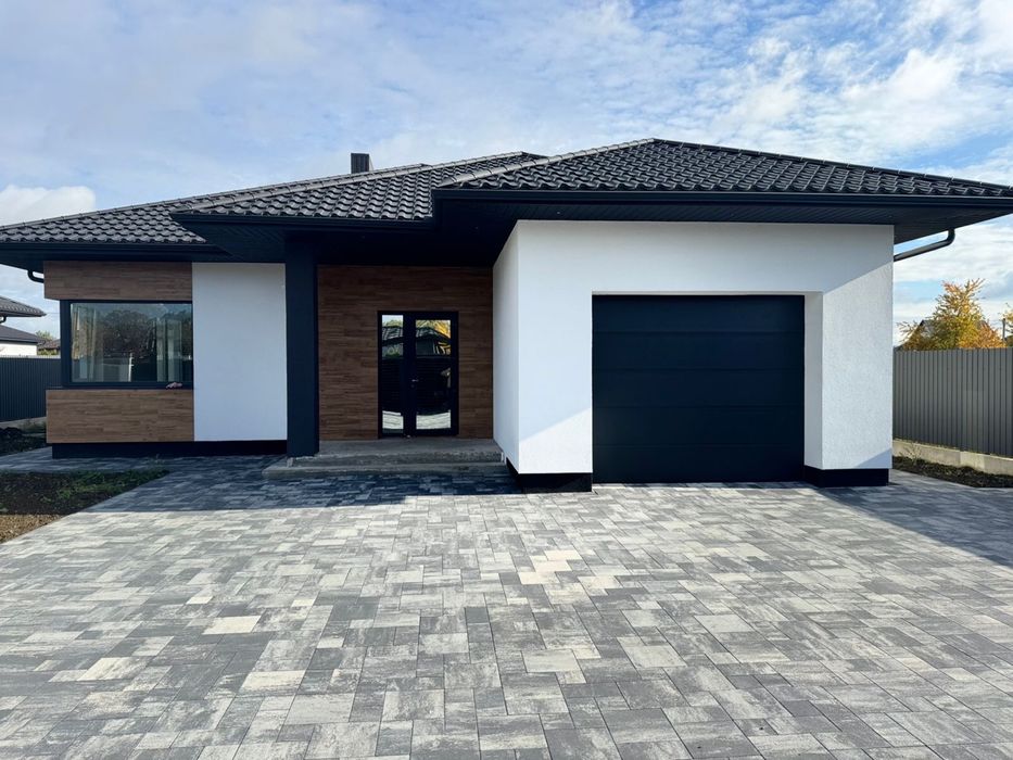 Продам будинок в. Набережна 11 в селі Боратин