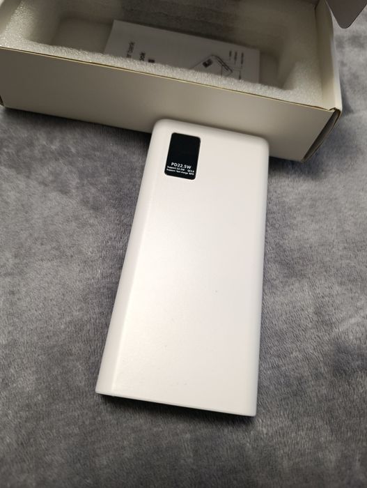 Повер банк 20000 мАг швидка зарядка  зарядний пристрій