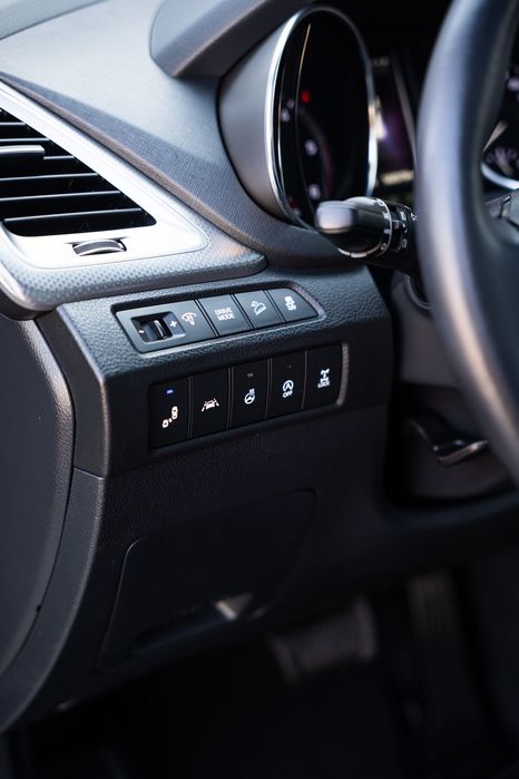 Hyundai Santa Fe 2017 2.2 дизель в максимальной комплектации