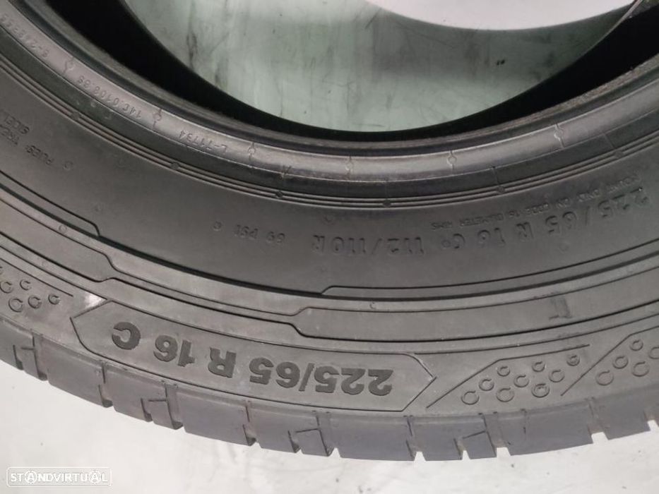 2 pneus semi novos 225-65r16c continental - oferta dos portes