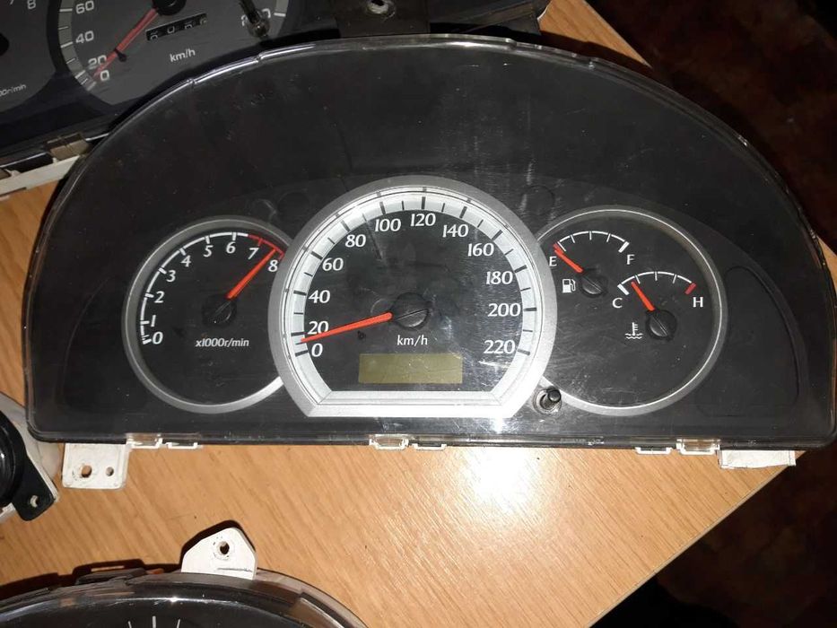 Панель приборов тахометр щиток lacetti