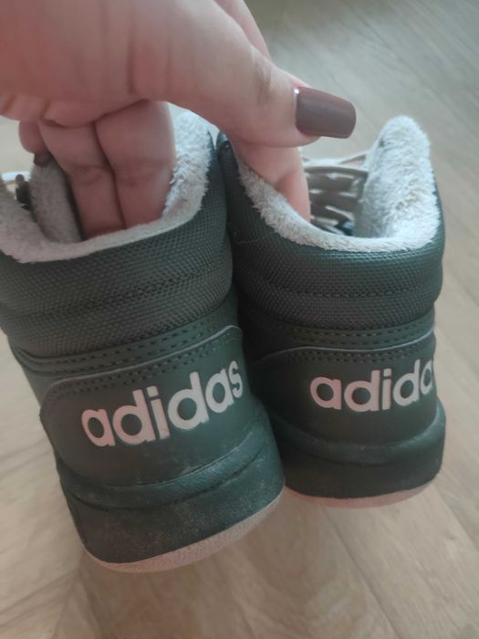 Buty dziecięce Adidas Hoops MID r 32