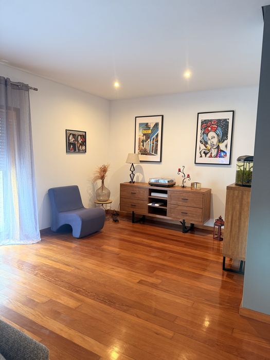 Moradia T4 em otima localização