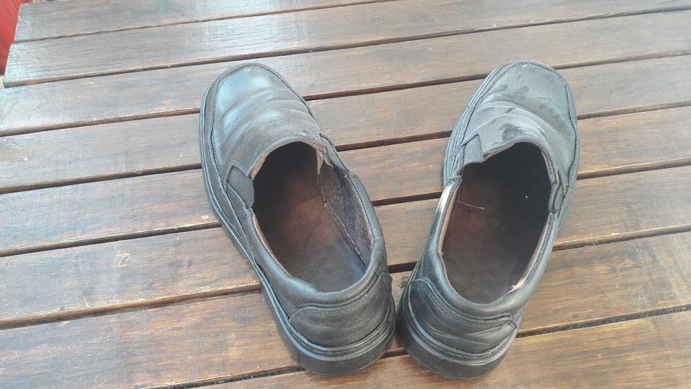 Sprzedam 3 pary butów