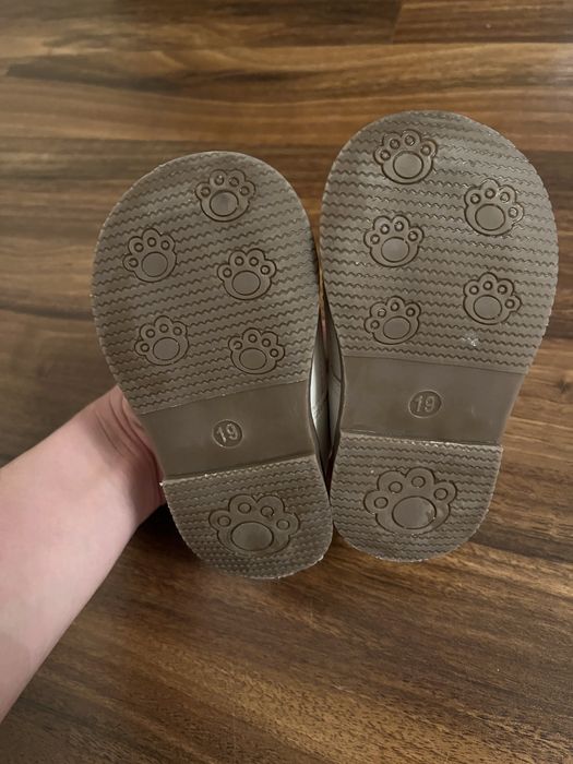 Туфлі для дівчинки , туфельки