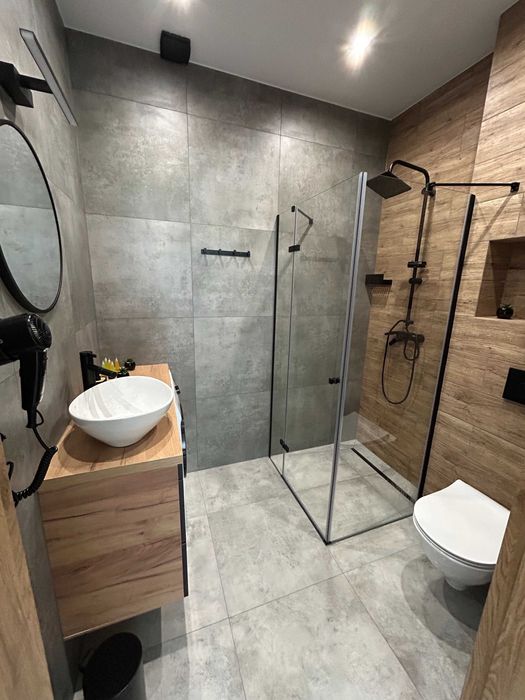 Pod Brzozami-domki całoroczne Balia jacuzzi noclegi Bałtów