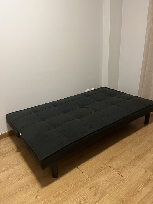 Sofá-cama preto