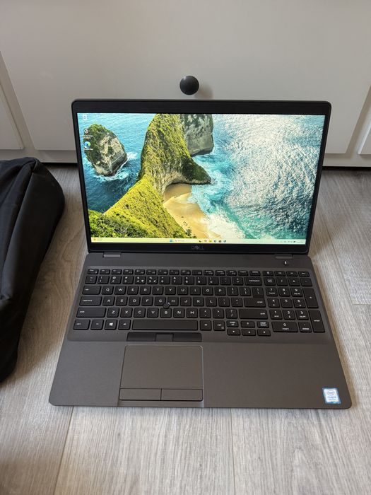 Laptop komputer Dell latitude 5500 i5 32GB 1TB SSD 15”