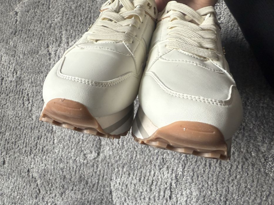 Buty sportowe sneakersy Patrizia Pepe 39